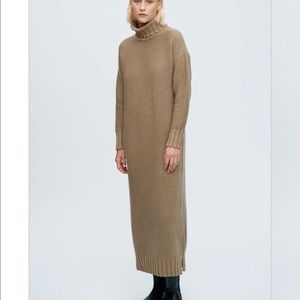 KOTN knitted turtleneck dress camel size medium NWT